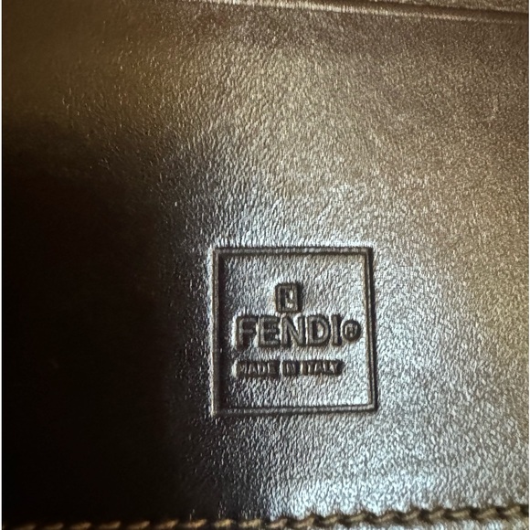 Vintage Authentic Fendi Wallet in great condition. Please see pics for details. - Picture 6 of 11